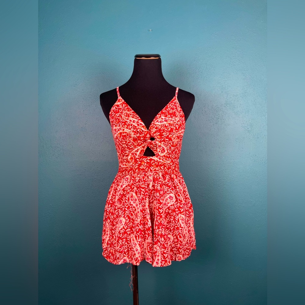 Angie White and Orange Paisley Tank Top - Size Small